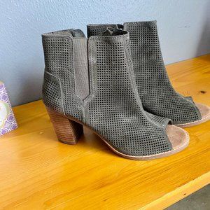 TOMS Women's Majorca Peep Toe Fashion Boot Olive Green --NEW!!